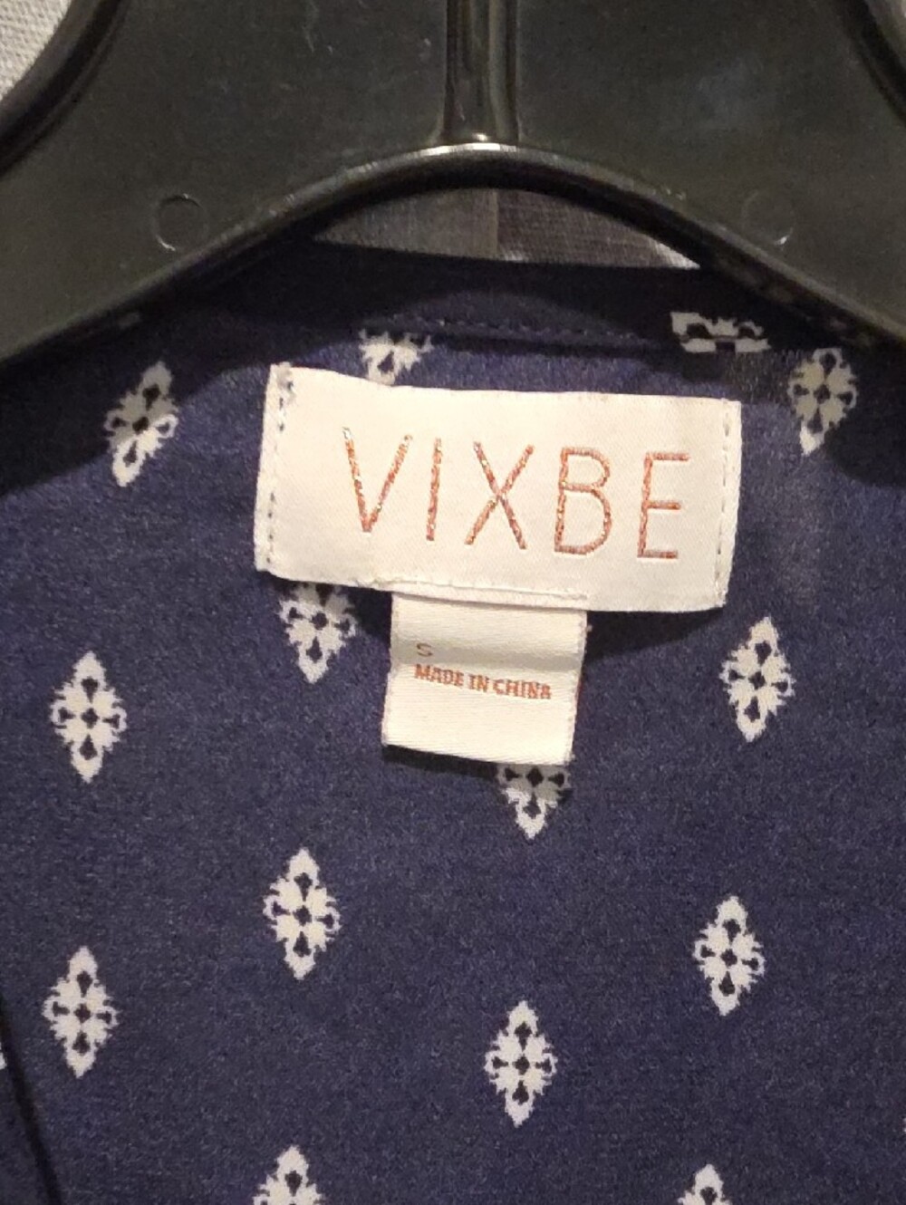 Vixbe Jilee Navy Diamond Printed V-Neck Tie-Waist Wrap Blouse - Picture 6 of 11